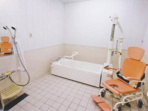 特別養護老人ホーム森の里 木精館（こだまかん）浴室（個浴）
